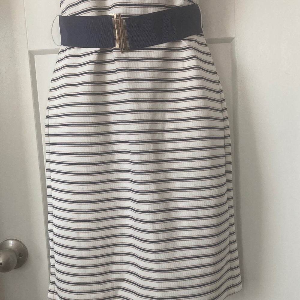 Navy and White Striped Sleeveless Midi Dress 👗,size-4P, lined, belted - Picture 2 of 12
